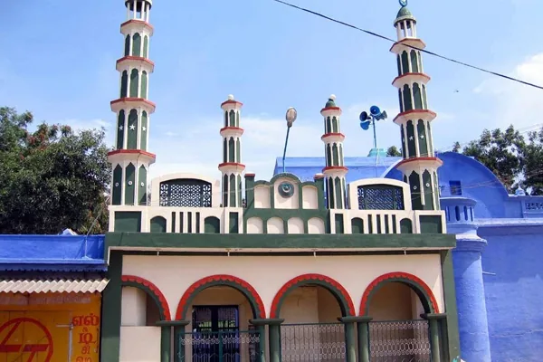 Best Family Hotel   in Thiruppullani